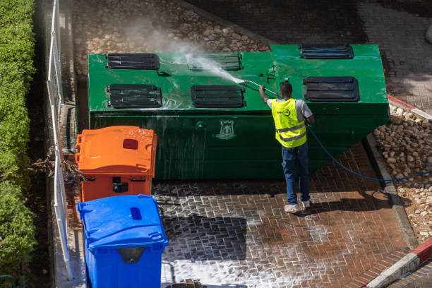 Best Commercial Pressure Washing  in Rossmoyne, OH